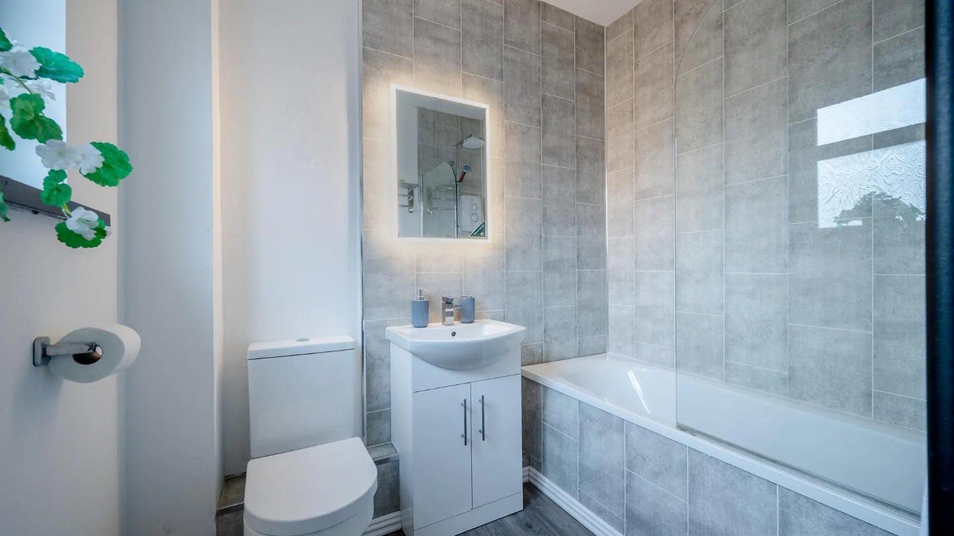 Anjore House - Belfast Serviced Apartment
