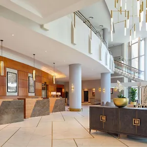 Hilton Отель